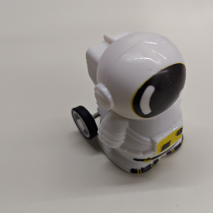 黄の宇宙服